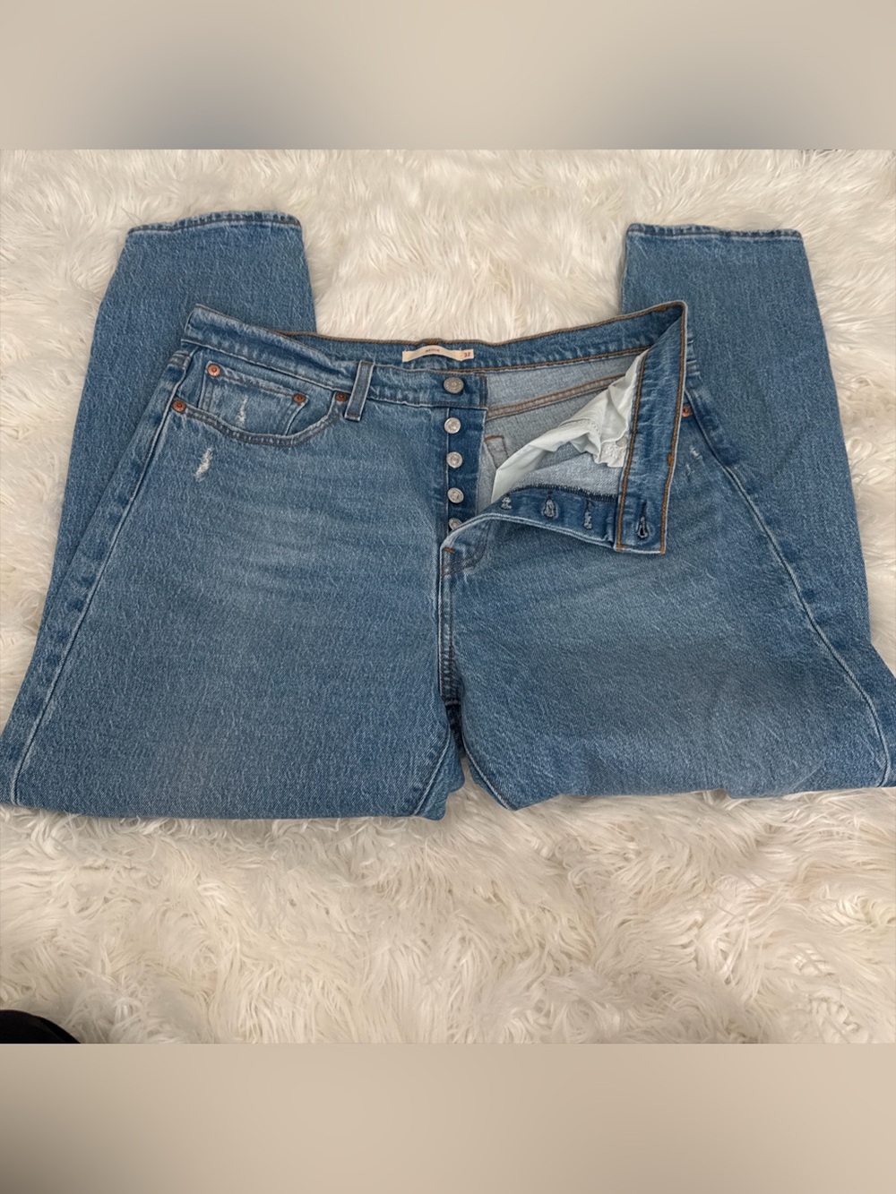 Levi’s Classic High-Rise Wedgie Blue Women's Jeans